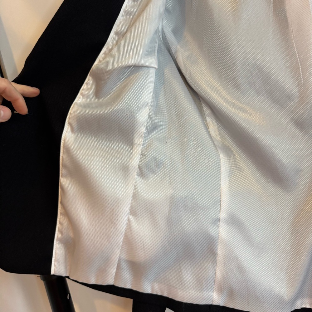 H&M Classic Black Blazer - Picture 9 of 14